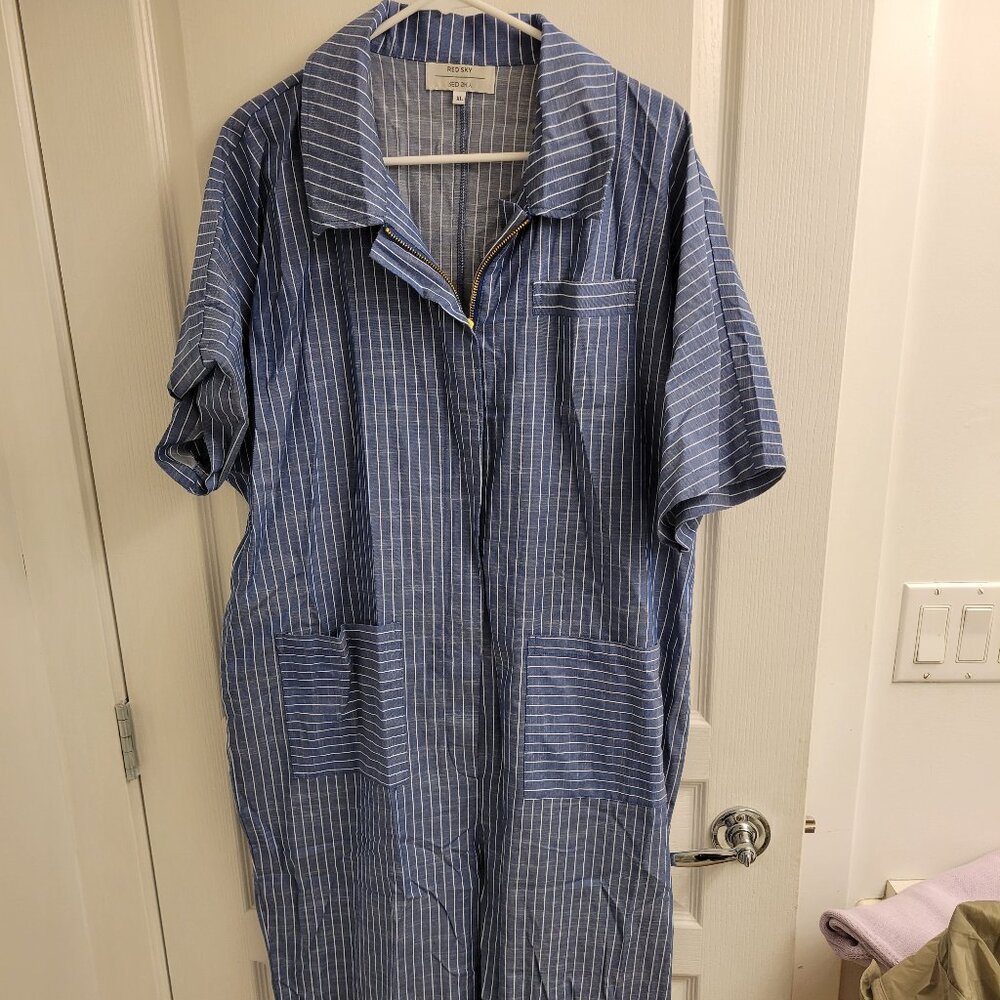Redsky Jumpsuit short sleeved